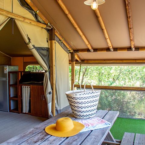 Tente en toile et en bois 4 personnes - Eco Lodge Verdon - 34m² - 2 chambres (sans sanitaires)