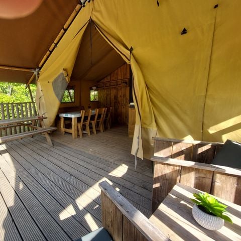 Zelt 4 personen - LODGE - mit Sanitäranlagen