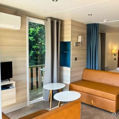 Stacaravan 2 personen - Premium Grand 2 Kamers 2 Personen Airconditioning + TV