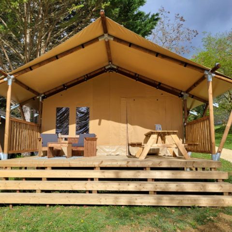 Tente en toile et en bois 4 personnes - Tente safari 4p avec sanitaires