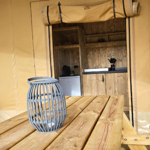 Tente en toile et en bois 4 personnes - Tente safari 4p avec sanitaires