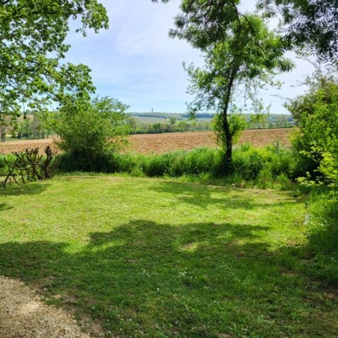 EMPLACEMENT