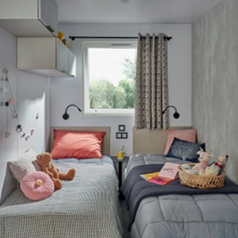Mobilhome 4 personnes - Confort+ - 2 chambres - PMR