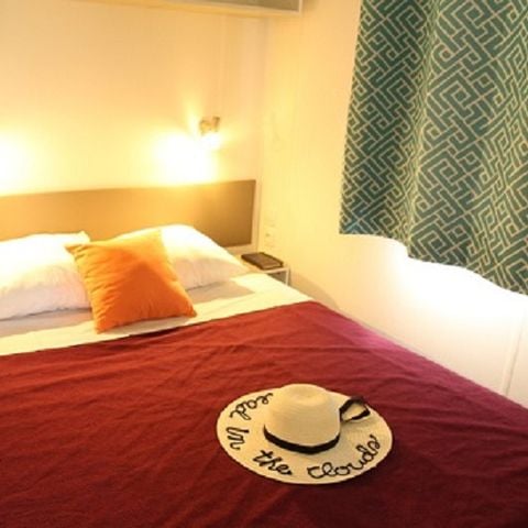BUNGALOW 6 personnes - Mobil-home Classique 2 Chambres 4 Personnes