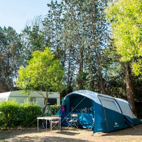 Kampeerplaats - Standplaatsen voor tenten, caravans of campers