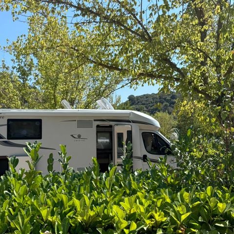 Kampeerplaats - Standplaatsen voor tenten, caravans of campers
