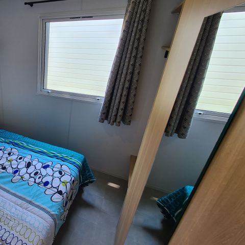 Mobile home 8 persons - TEXAS STANDARD.
