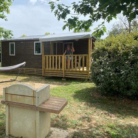 Bungalow 4 Personen - 2 Zimmer klimatisiert - 31m2 + überdachte Terrasse