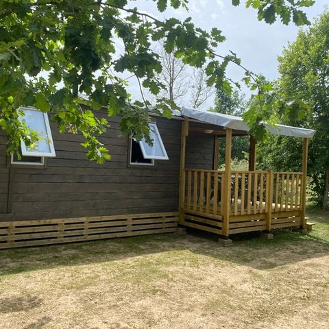 BUNGALOW 4 personnes - 2 chambres climatisé - 31m2 + terrasse couverte