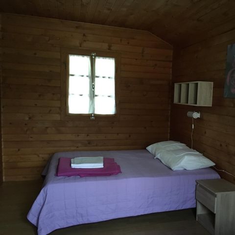 CHALET 4 people - CHALET PMR CONFORT - 1 bdrm - air conditioning - TV - BBQ - Household* - 35m2 + 14m2 covered terrace