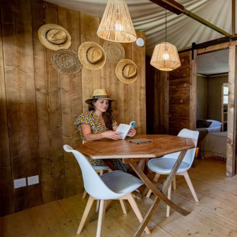 TIENDA DE LONA Y MADERA 5 personas - Familia Lodge