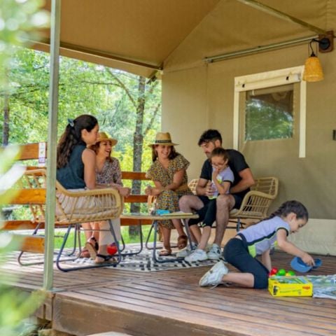 TIENDA DE LONA Y MADERA 5 personas - Familia Lodge