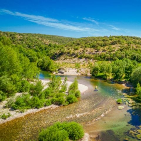 EMPLACEMENT - PRESTIGE