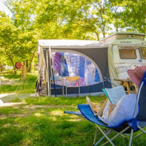 STAANPLAATS - PRESTIGE