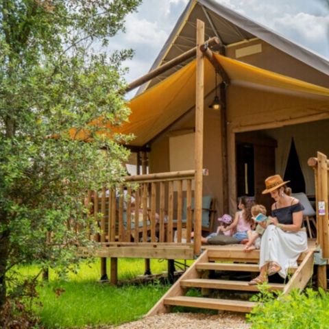 TIENDA DE LONA Y MADERA 5 personas - Glamping Lodge