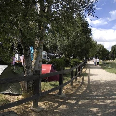 PIAZZOLA - Caravan da campeggio