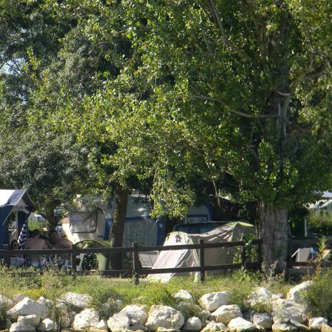 EMPLACEMENT - Camping car-caravane