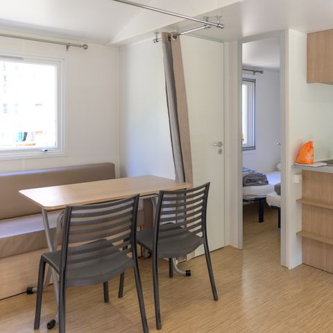 Stacaravan 6 personen - Stacaravan RIVIERA 29m² - 2 kamers + 1 divanbed - 1 slaapbank