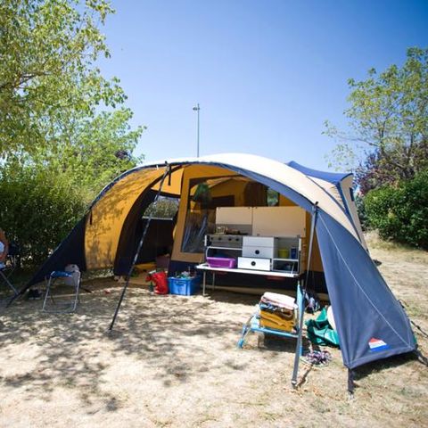 Stellplatz - Pauschale Stellplatz Confort - 80m²