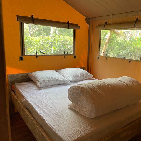 Canvas and wooden tent 4 persons - Lodge Safari 27 m²