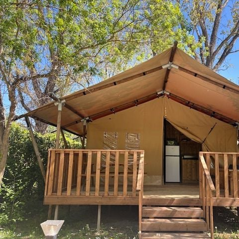 Canvas and wooden tent 4 persons - Lodge Safari 27 m²