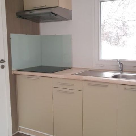 MOBILHOME 2 personas - LOUISIANE CORSAIRE con instalaciones sanitarias