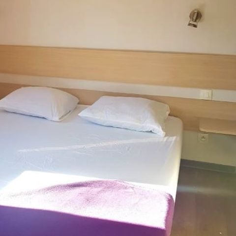 BUNGALOW 2 personnes - LOUISIANE CORSAIRE avec sanitaires