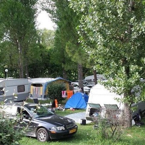 STAANPLAATS - Tent, caravan of camper