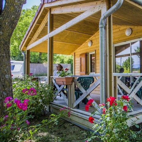 Chalet 4 persone - PRESTIGE 2 camere (lavastoviglie - TV - terrazza coperta 12m² - superficie 28m²)