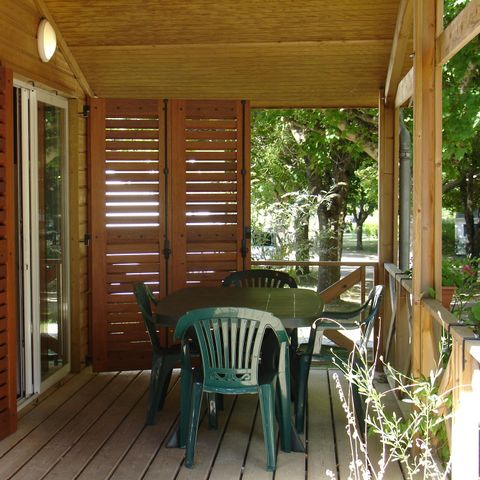 Chalet 4 persone - PRESTIGE 2 camere (lavastoviglie - TV - terrazza coperta 12m² - superficie 28m²)