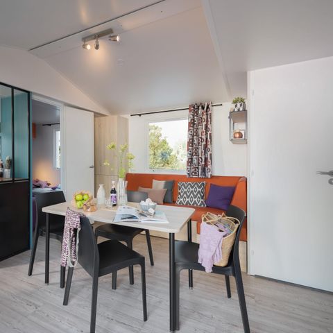 Mobilhome 4 personas - M-home LUXE 2 habitaciones (aire acondicionado - lavavajillas - TV - terraza cubierta 15m² - superficie 30m²)