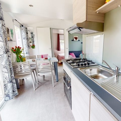 MOBILHOME 5 personnes - Home Flower Premium 26,5m² (2 chambres, 4 adultes max + 1 petit enfant) terrasse couverte 16m²