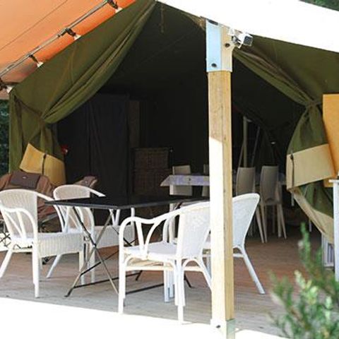 TIENDA DE LONA Y MADERA 5 personas - Freeflower Standard 37m² (2 dormitorios) - 10m² terraza incluida