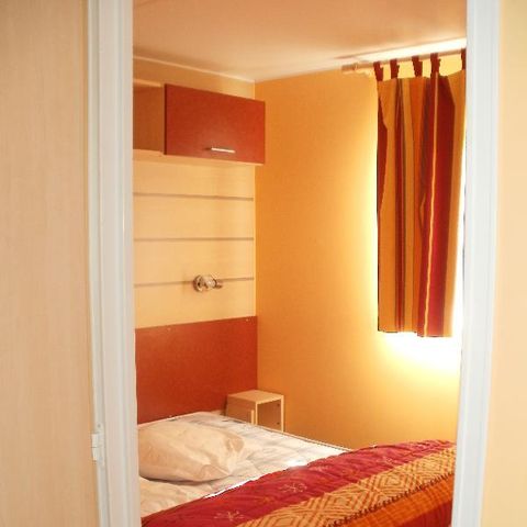 BUNGALOW 6 personnes - Confort 30m² (3 chambres) + terrasse couverte 10m²