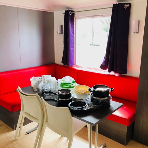 Mobilheim 8 Personen - DOLCE VITA (3 Zimmer mit optionaler Klimaanlage, vor Ort zu zahlen)