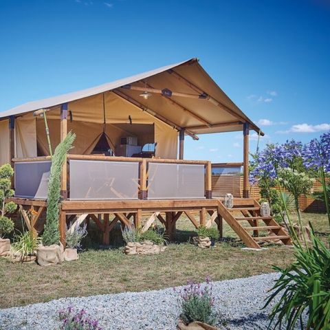 TIENDA DE LONA Y MADERA 5 personas - Albergue BALI