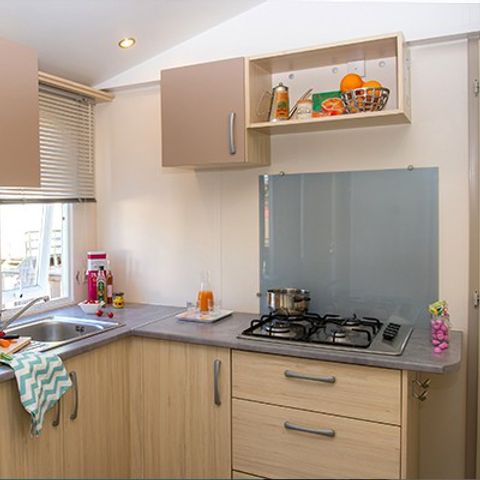 Stacaravan 4 personen - Klassiek XL | 2 slaapkamers | 4 pers. | Eenpersoons terras