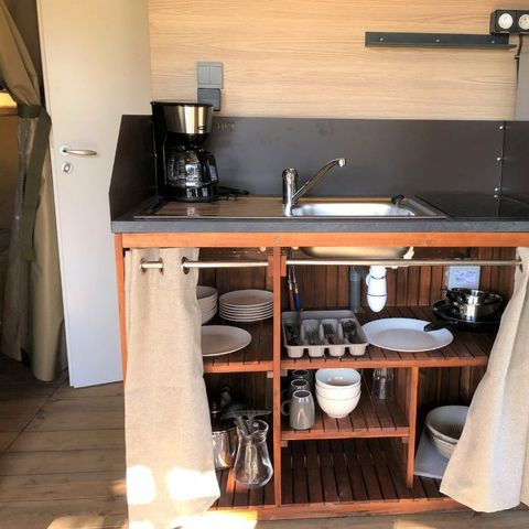 Canvas and wooden tent 5 persons - Bali Lodge with sanitary facilities