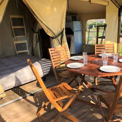 Canvas and wooden tent 5 persons - Bali Lodge with sanitary facilities