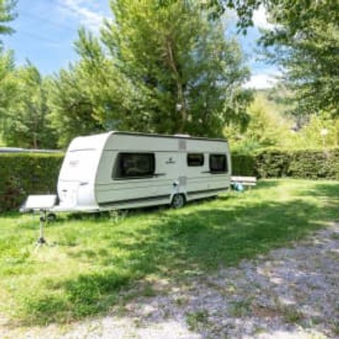 Kampeerplaats - Locatie ***