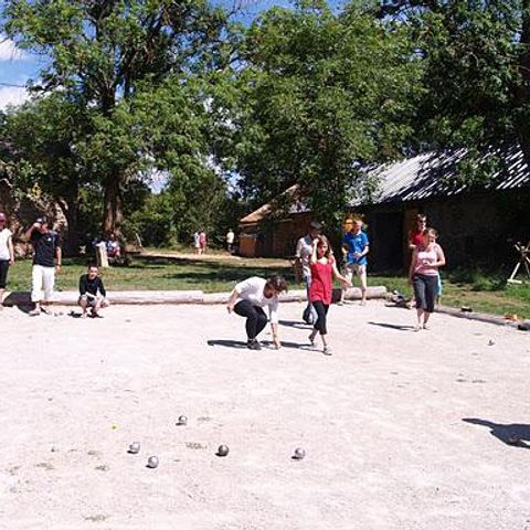 Pitch - Pitch: car + tent/caravan or camper van