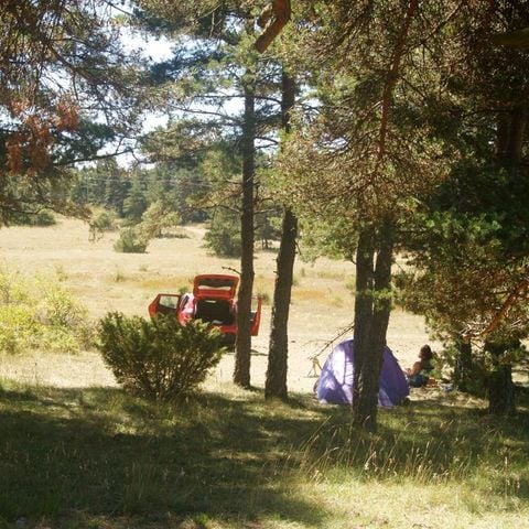 PIAZZOLA - Piazzola: auto + tenda/roulotte o camper