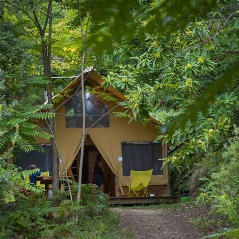 Canvas and wooden tent 5 persons - Cabane