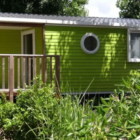 Mobilheim 4 personen - Mobil Home Aqua 2 Zimmer 4 Personen Halbüberdachte Terrasse