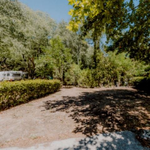 EMPLACEMENT - PRESTIGE 2 pers 120m2 avec électricité