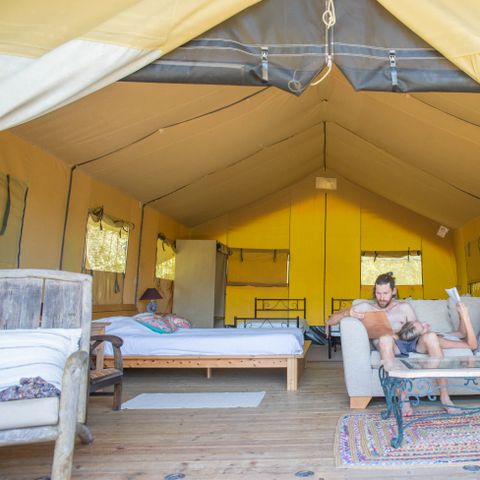 Safaritent 7 personen - Lodgetent Mount Kenya - 35 m² + 7,5 m² + 15 m² terras