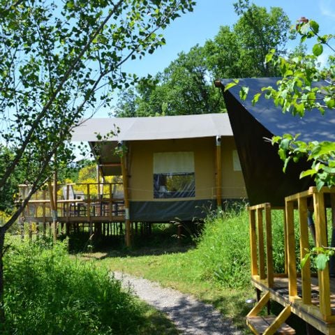 Tente en toile et en bois 7 personnes - Tente Lodge Mont Kenya - 35 m² + 7.5 m² + terrasse 15 m²