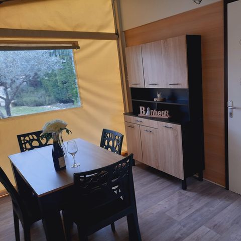 MOBILHOME 5 personnes - Essentiel