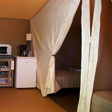 TIENDA DE LONA Y MADERA 5 personas - Bungalow de lona CANADA 2 dormitorios + terraza cubierta