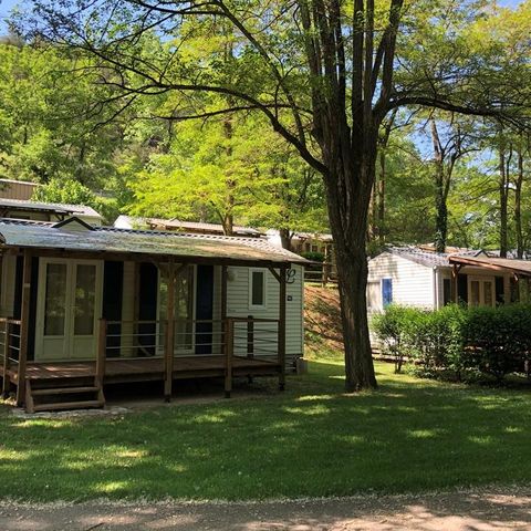 Mobilheim 5 personen - Residenz LOUISIANE Komfort 2 Zimmer mit überdachter Terrasse + TV